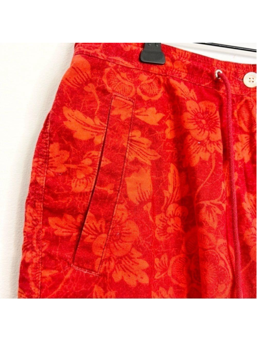 Vintage 90s Lauren Ralph Lauren red floral print mid thigh cotton shorts 6 - Picture 5 of 10